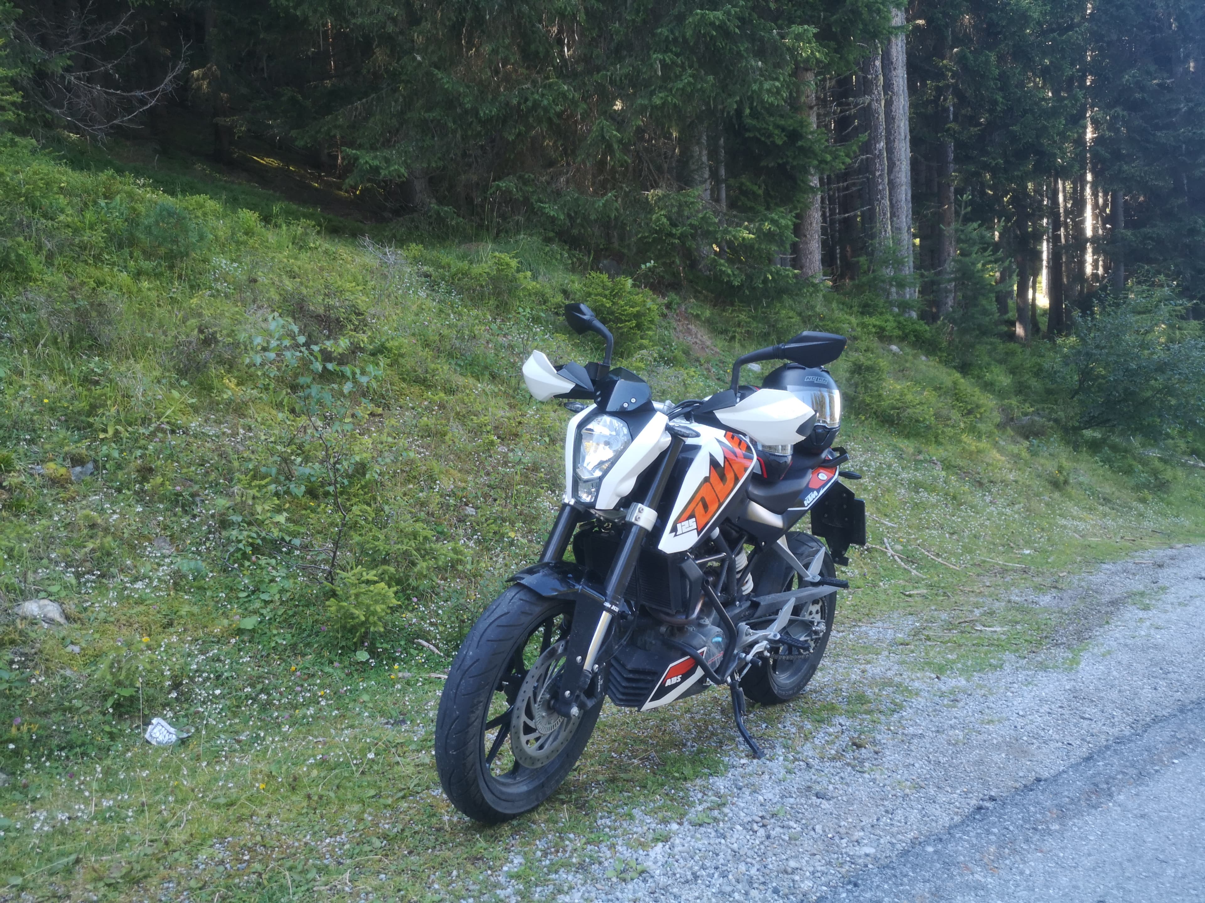 KTM Duke 125